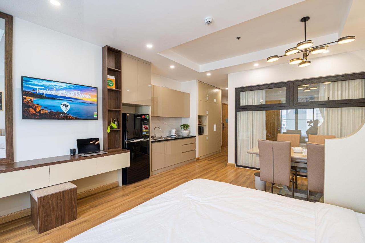 Tms Quy Nhon - Roshi Apartment & Homestay Ocean View מראה חיצוני תמונה